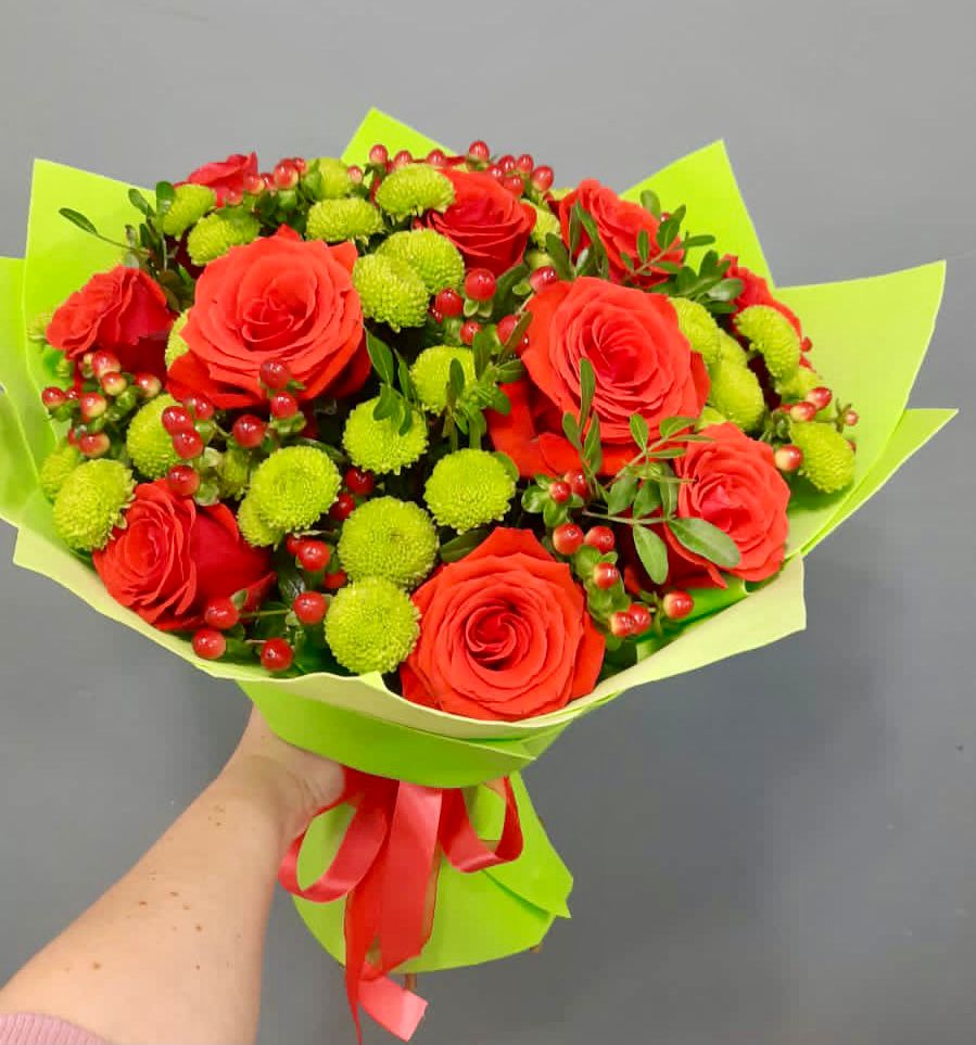 Букет цветов из: Хризантемы и Розы в Нижней Александровке