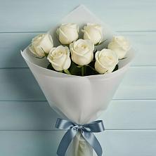 Букет 7 Белых роз Эдлесс Лав в Нижней Александровке