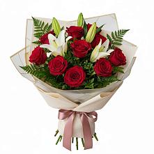 Букет цветов из:  Лилии и Розы в Нижней Александровке