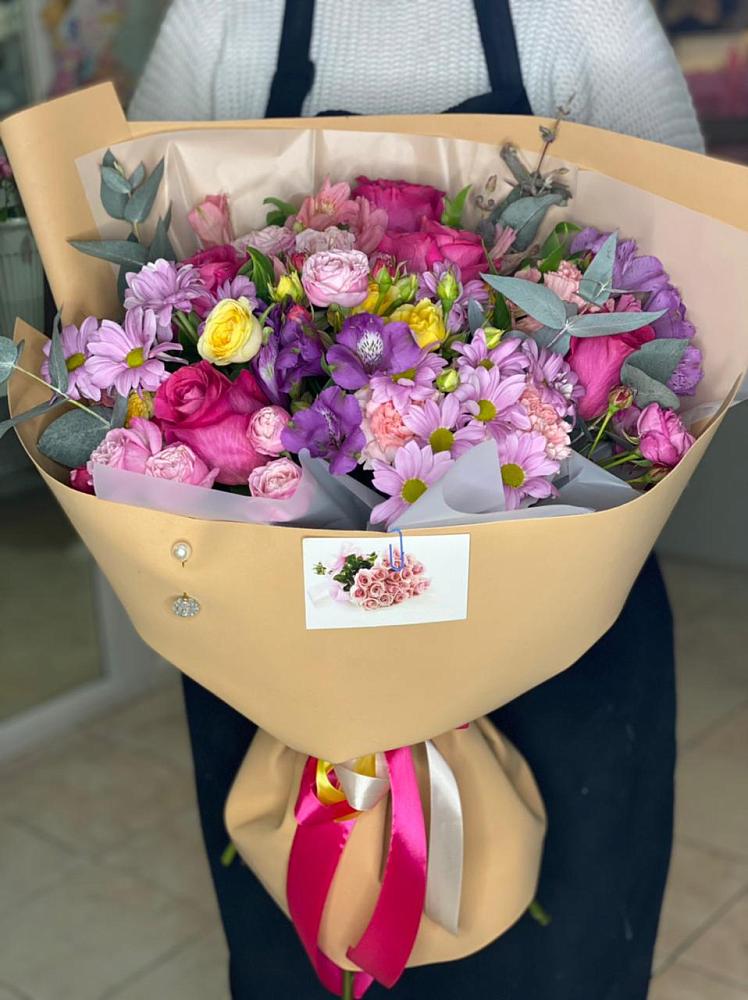 Букет цветов из: Хризантемы, Гвоздики и Альстромерии в Нижней Александровке