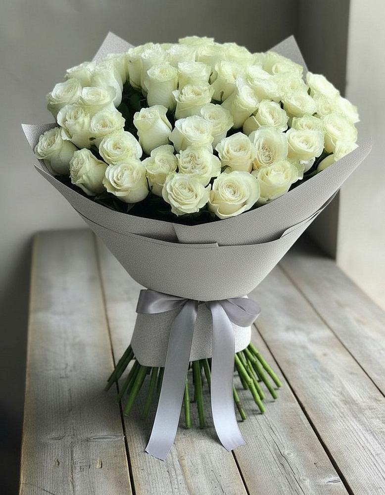 Букет 35 Белых роз в Нижней Александровке