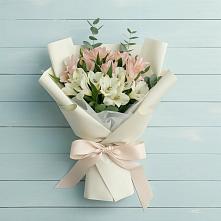 Букет цветов из:  Альстромерии в Нижней Александровке