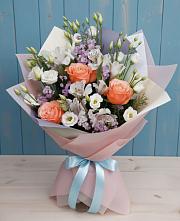 Букет цветов из:  Лизиантусы, Розы, Альстромерии и Гипсофила #REPLACE_PRED# Нижней Александровке