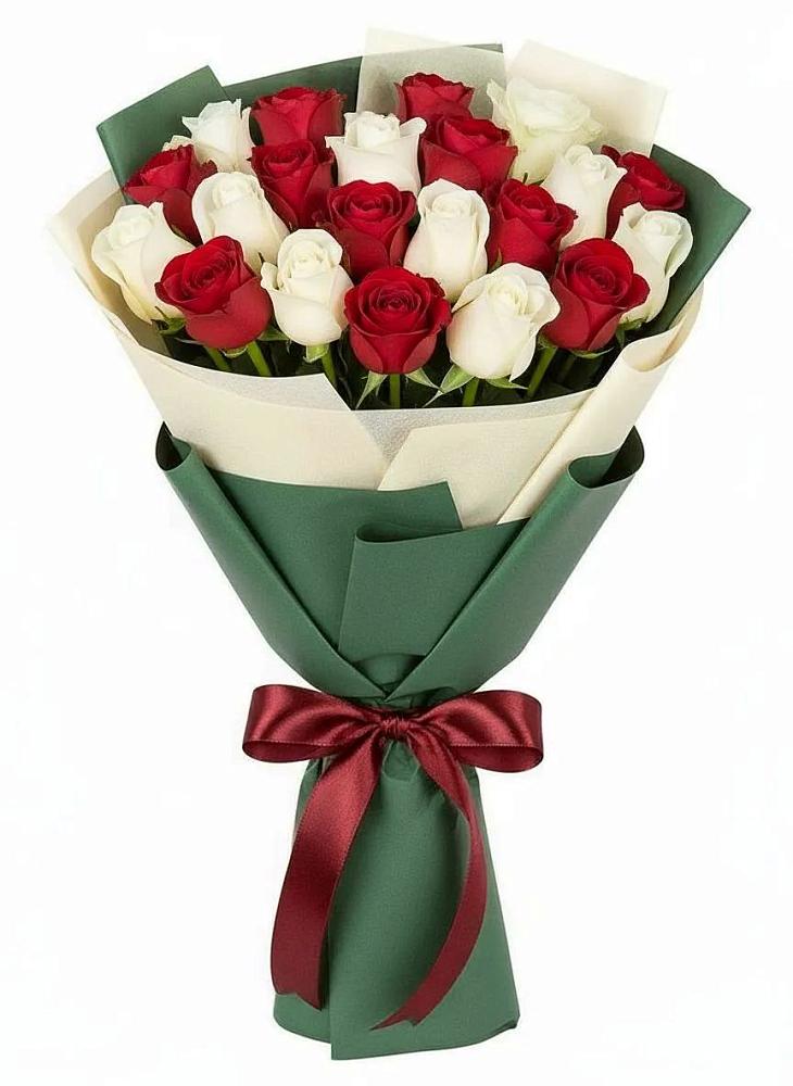 Букет Микс из красных и белых роз в Нижней Александровке