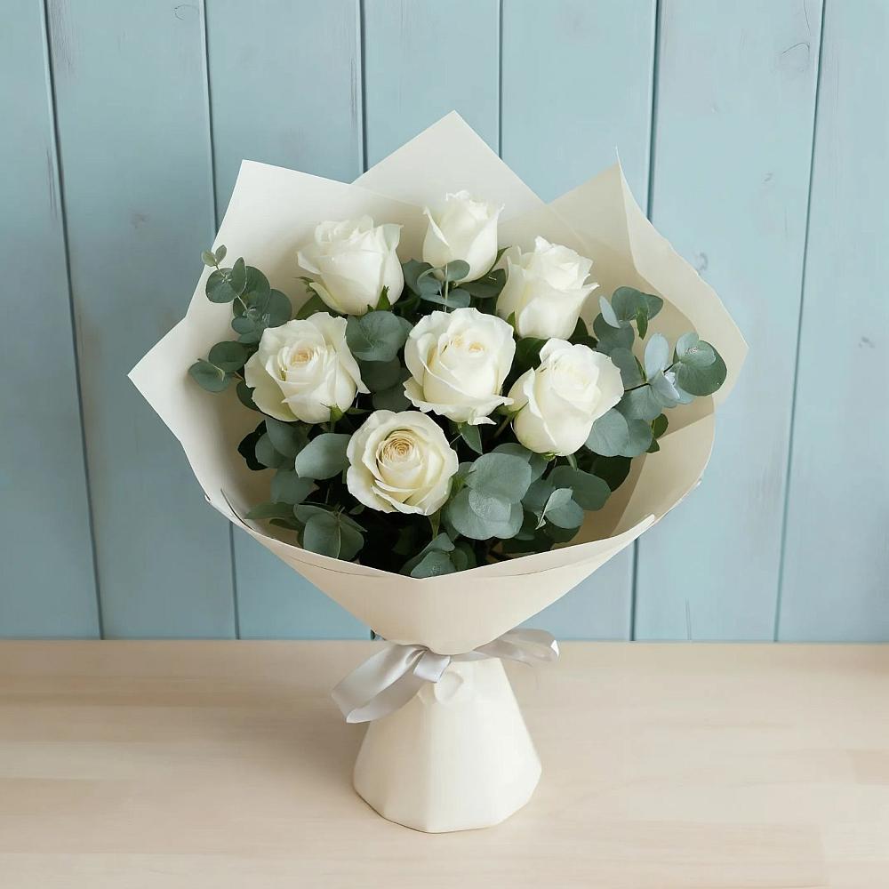 Букет Белые розы в Эвкалипте в Нижней Александровке