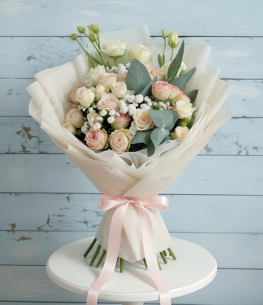 Букет цветов из: Розы и Лизиантусы в Нижней Александровке