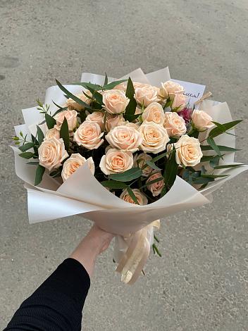 Букет Кремовые розы Латте в Нижней Александровке