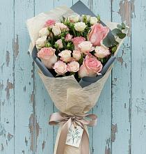 Букет цветов из:  Розы в Нижней Александровке