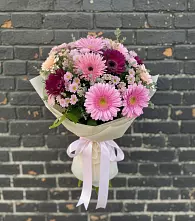 Букет цветов из:  Герберы и Хризантемы #REPLACE_PRED# Нижней Александровке