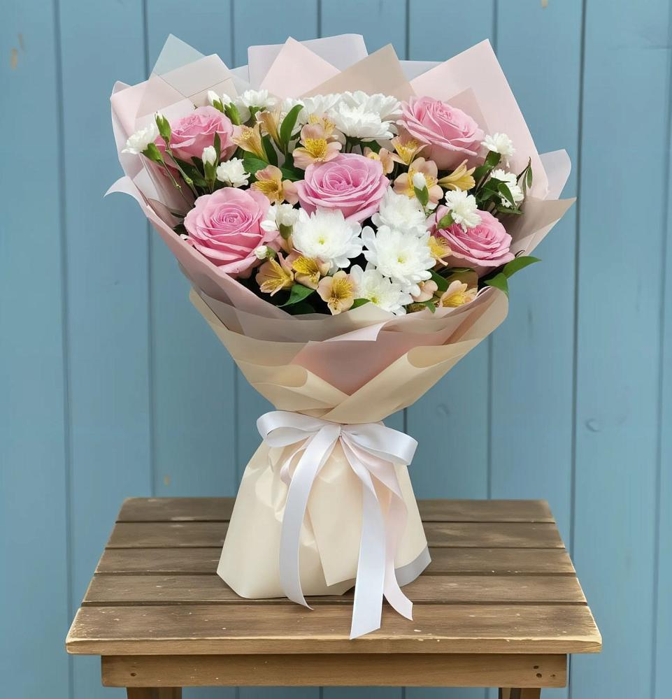 Букет цветов из: Гвоздики, Орхидеи и Розы в Нижней Александровке