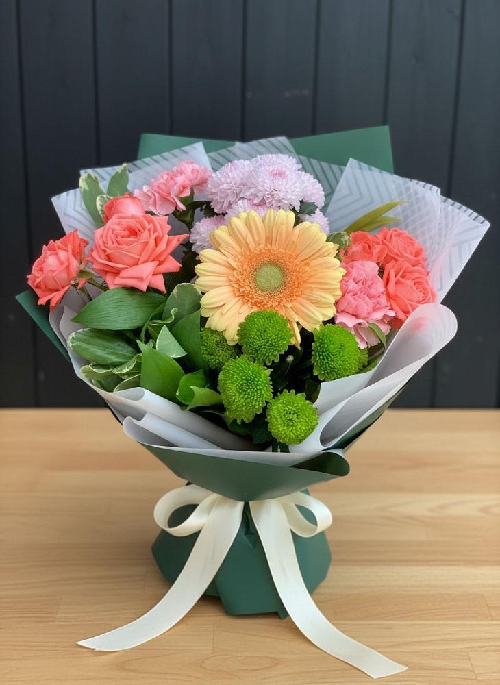 Букет цветов из: Гвоздики, Розы, Герберы и Хризантемы в Нижней Александровке